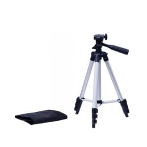 Trépied smartphone universel déployé avec un téléphone, parfait pour le vlogging et les vidéos TikTok.