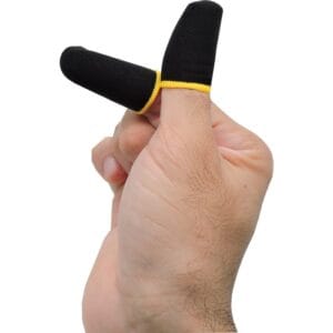 Gants gaming anti-transpiration en nanofibre affichant la texture respirante du tissu