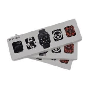 Montre connectée Tactile DT100 Pro+ au poignet affichant l'heure, parfaite pour ton quotidien au Maroc.