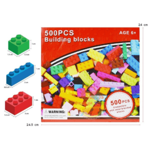 Boîte de 500 blocs de construction colorés, compatibles avec la plupart des marques, montrant les dimensions détaillées de briques de 2x2, 1x4 et 2x4, avec l'indication "AGE 6+" et un avertissement de danger d'étouffement.