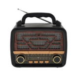 Haut-parleur radio rétro portable Bluetooth avec design vintage imitation bois, poignée supérieure et grandes molettes de commande.