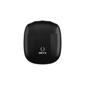 Gros plan sur l'une des oreillettes Bfree Flap, montrant son design ergonomique et compact pour un confort optimal.