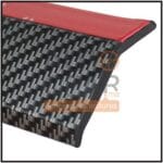Rouleau de lame pare-chocs universelle en TPVC souple avec texture fibre de carbone détaillée.