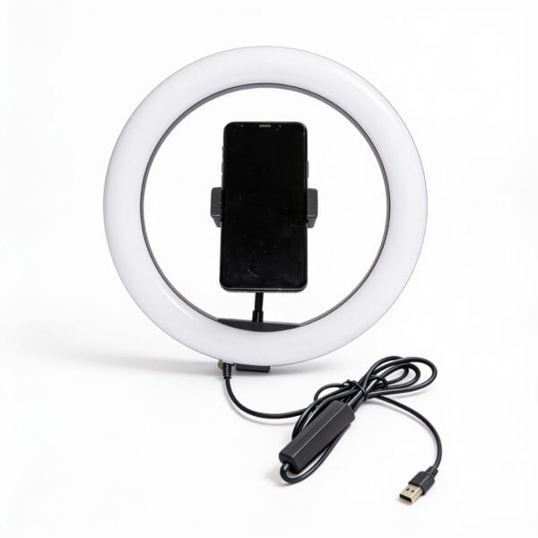 lampe annulaire pour selfie anneau lumineux LED RGB avec support smartphone pour photos, vidéos et selfies, disponible sur BrefShop.ma