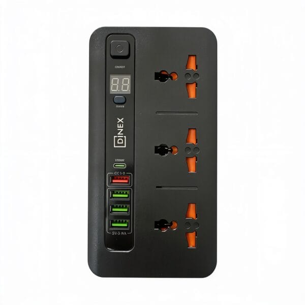 multiprise avec minuteur usb 3 prises universelles avec éclairage orange et 4 ports USB plus USB-C PD 20W, pour alimenter et contrôler des appareils à la maison ou au bureau, disponible sur BrefShop.ma