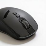 souris wireless batterie intégrée double mode Bluetooth + 2.4G sans fil, vue détail qualité, DPI ajustable 1000 / 1600 / 2000, disponible sur BrefShop.ma