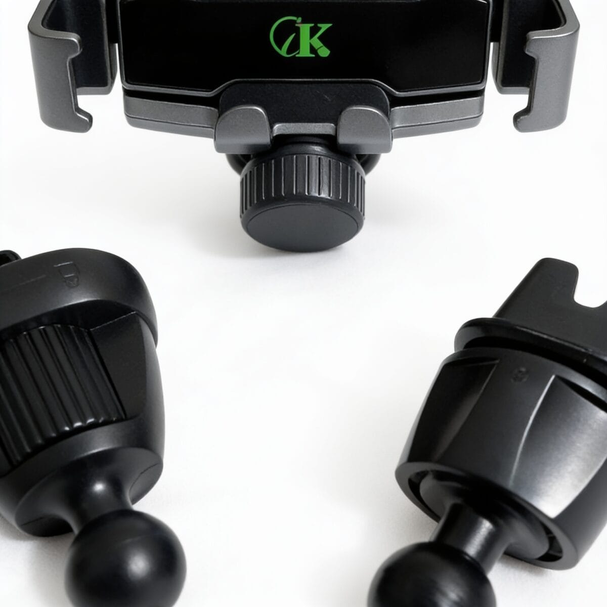 support smartphone auto aération absorption dynamique des chocs pour fixation sur grille d'aération en usage mains libres, disponible sur BrefShop.ma