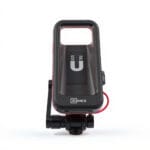 support téléphone moto étanche résistant à l'eau 360° pour fixer et protéger un téléphone sur guidon de moto, disponible sur BrefShop.ma