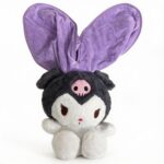 peluche kuromi grandes oreilles violettes tête noire et blanche crâne rose sur le front, peluche décorative et jouet, disponible sur BrefShop.ma